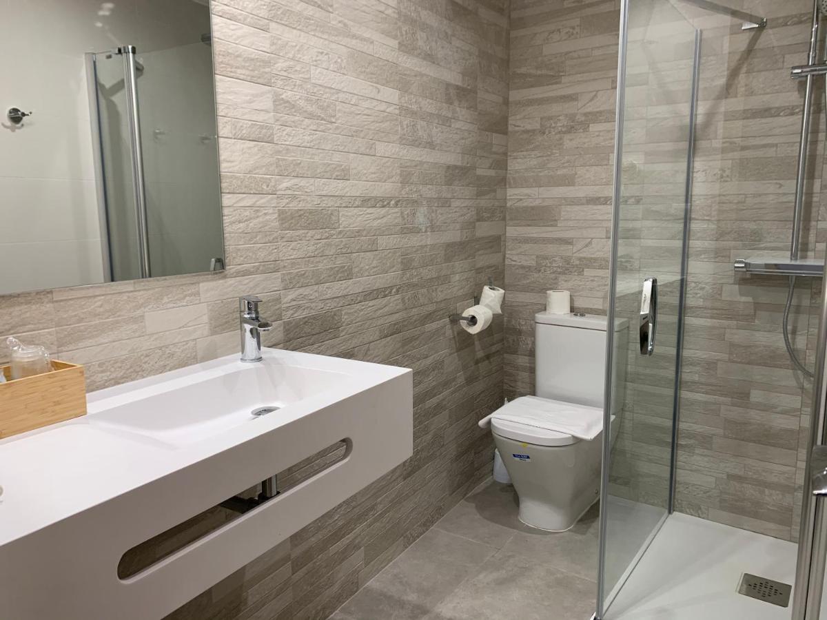 Hotel El Cobertizo Пласенсия-дель-Монте Экстерьер фото